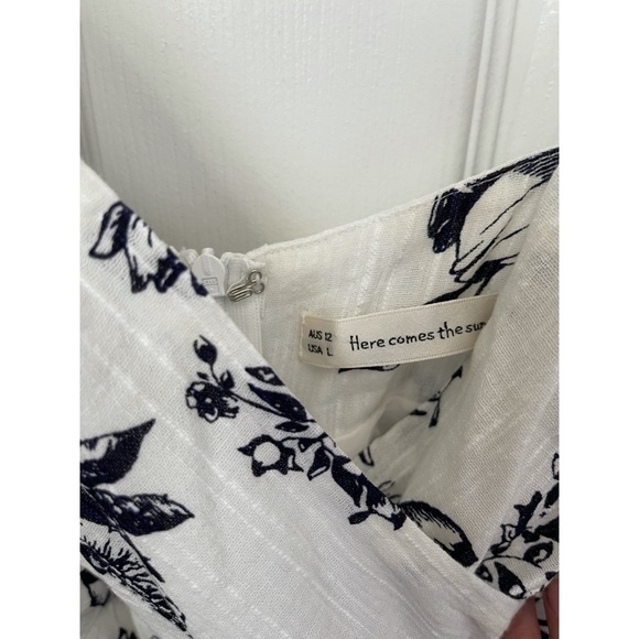 Here comes the Sun Romper NWOT size large - Picture 2 of 3